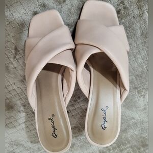 Qupid‎ womens heels